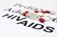 Hỗ trợ bệnh nhân điều trị thuốc kháng vi-rút HIV có thẻ BHYT